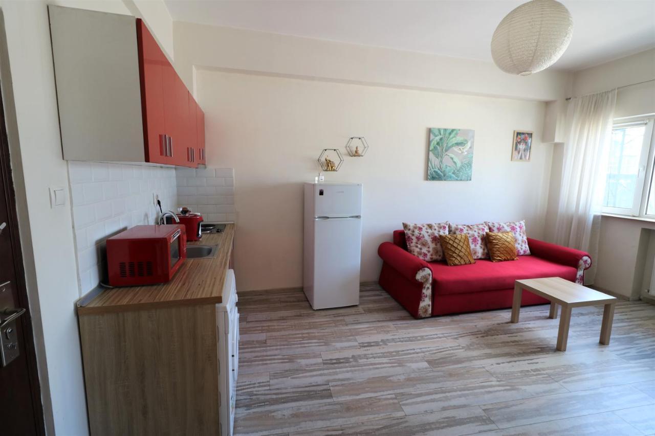 Charming Cozy Apartment - Old Town - Free Minibar Bukarest Exterior foto