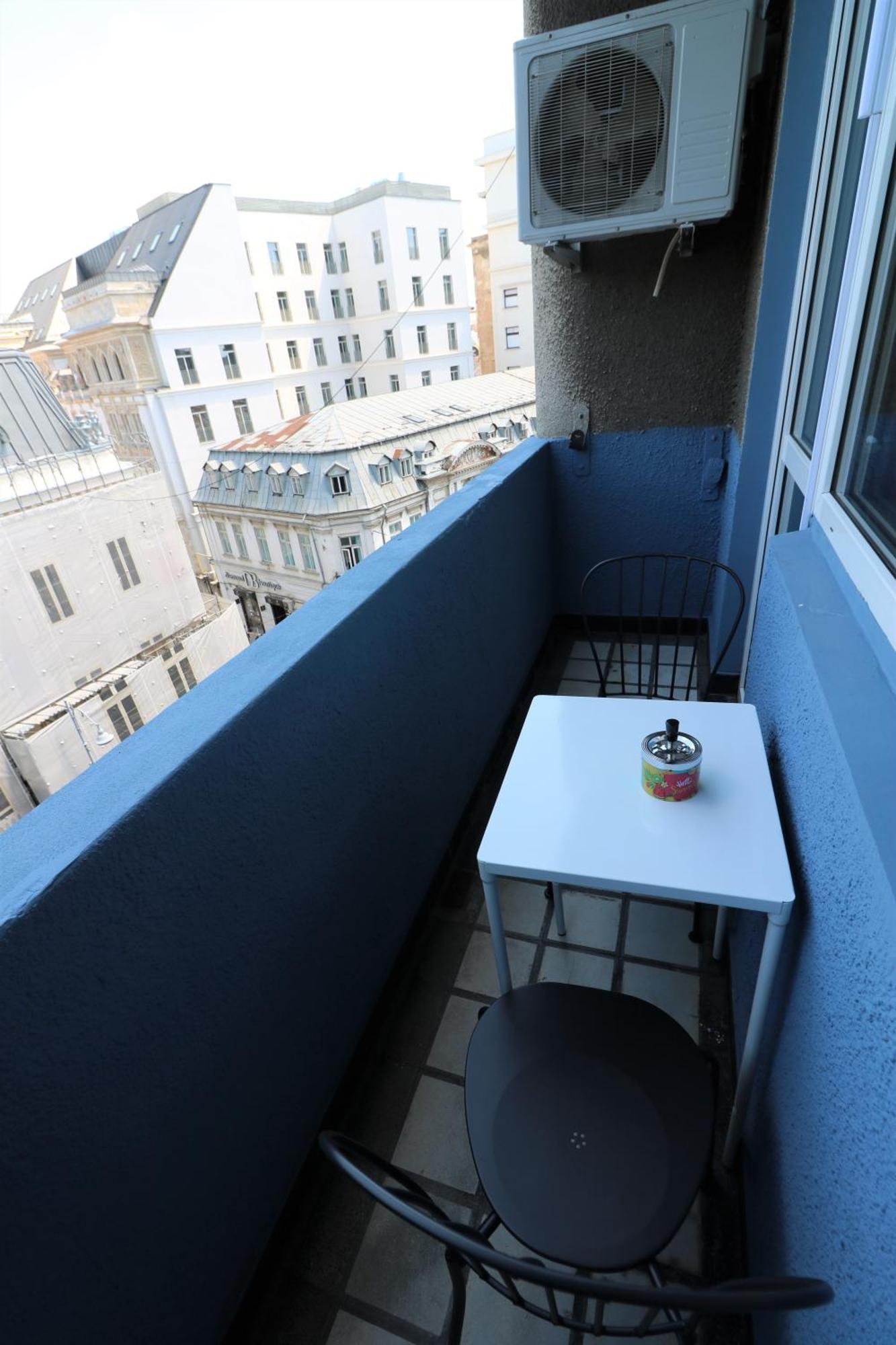 Charming Cozy Apartment - Old Town - Free Minibar Bukarest Exterior foto